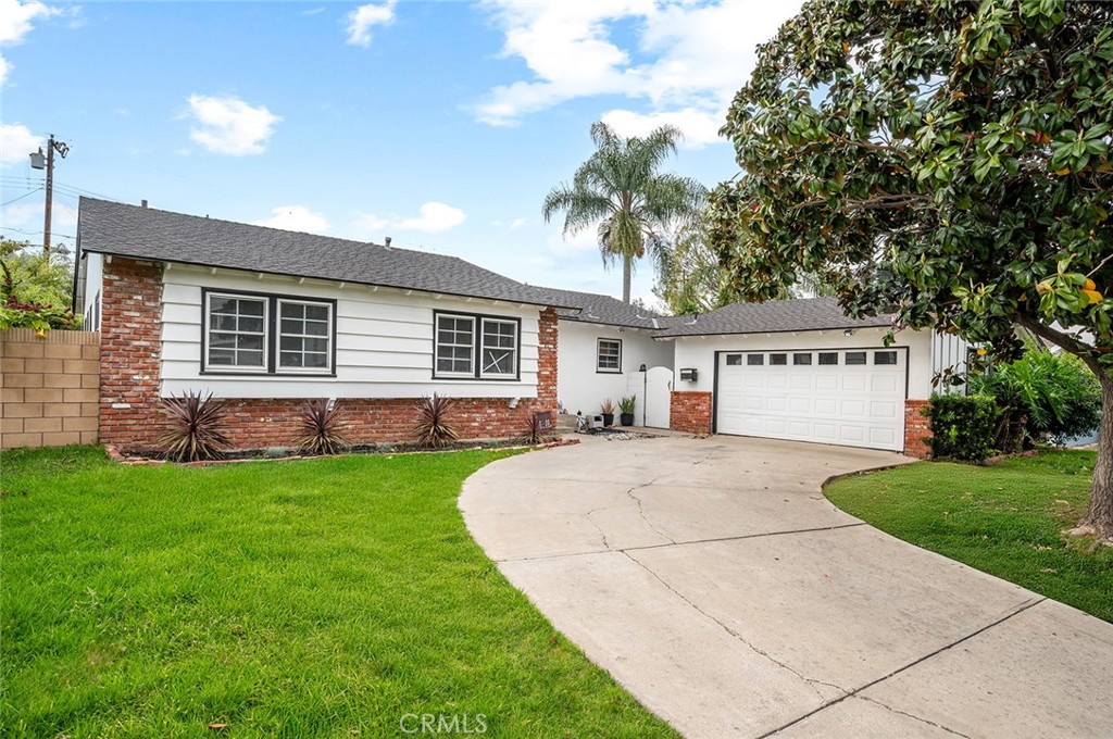 375 Cedar Avenue Brea, CA 92821 - Photo 1 of 40