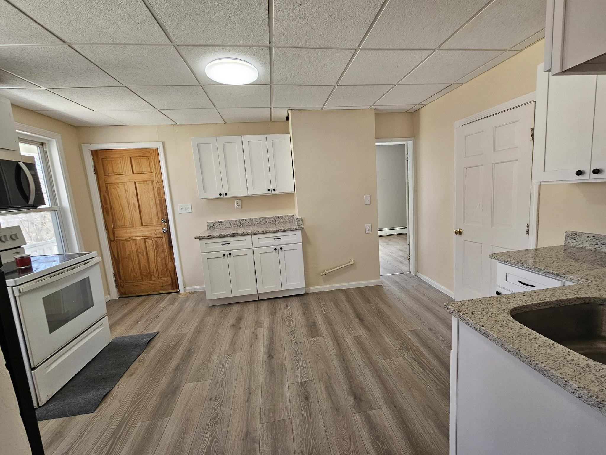 40 Putnam Street, Unit 2 Manchester, NH 03102 - Photo 5 of 17