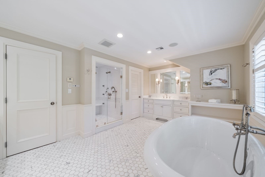 44 Whiting Road Wellesley, MA 02481 - Photo 26 of 42 Gallery Image 26