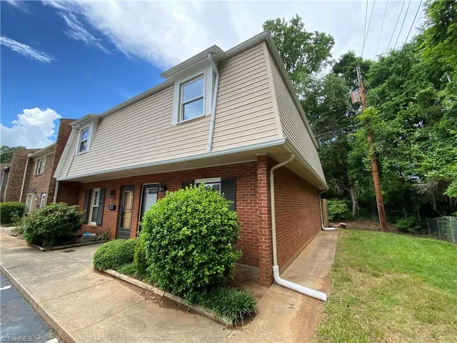 $1,250 | 331 Vineyard Park Court, Winston-Salem, NC 27104