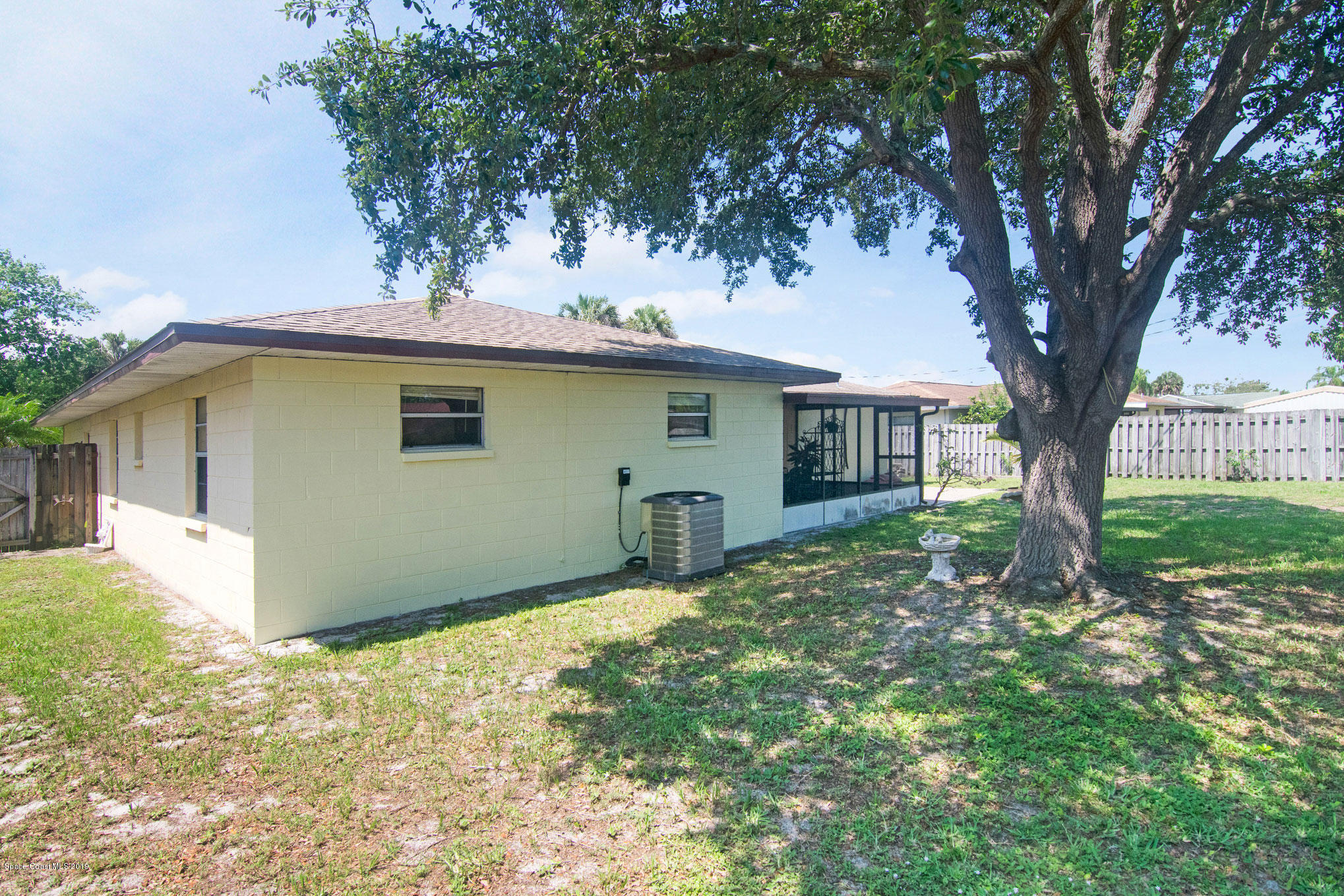 1546 Spruce Road Melbourne, FL 32935 - Photo 27 of 29 DSC_0138