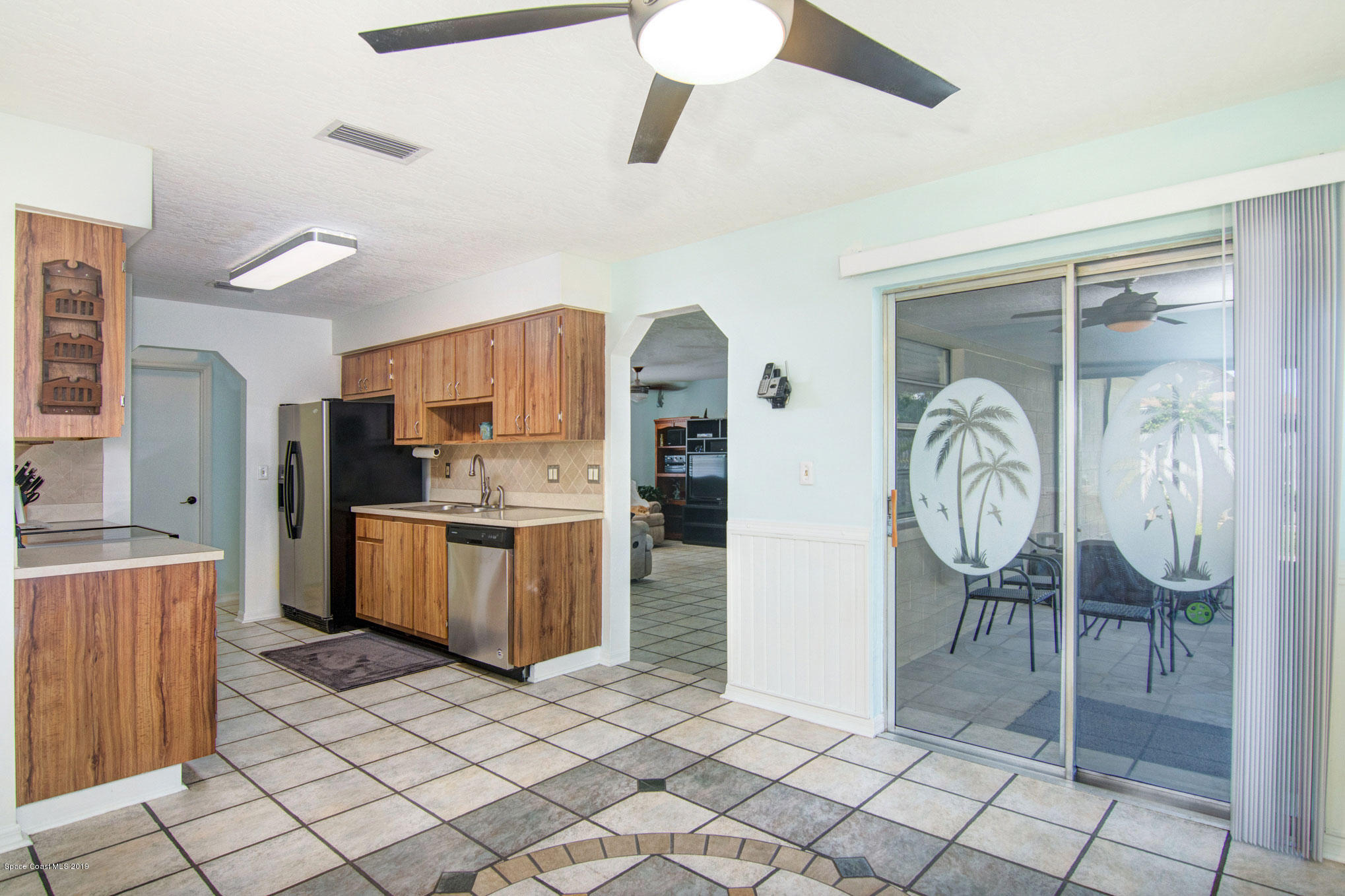 1546 Spruce Road Melbourne, FL 32935 - Photo 5 of 29 DSC_0085_7
