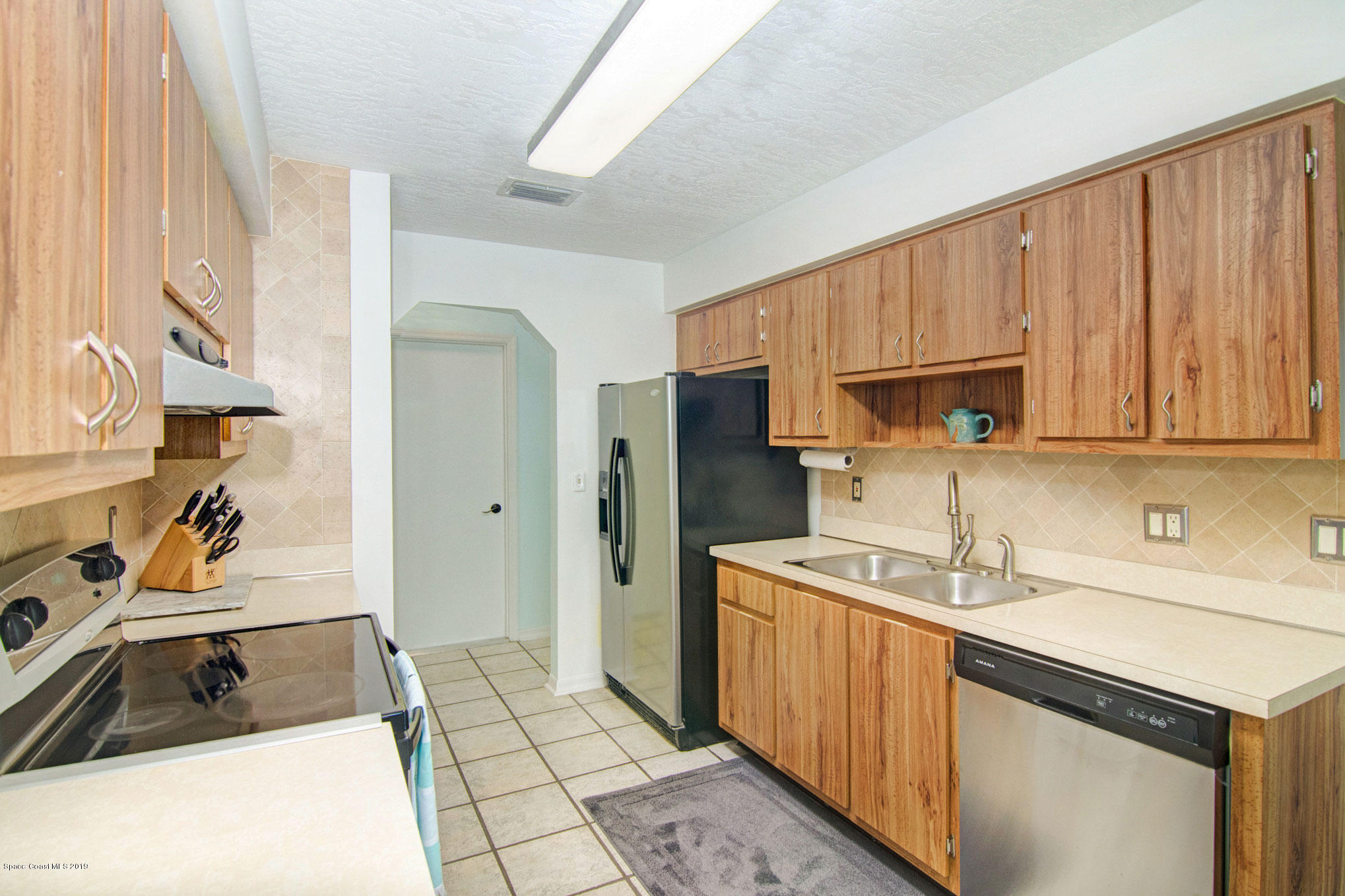 1546 Spruce Road Melbourne, FL 32935 - Photo 7 of 29 DSC_0090_1