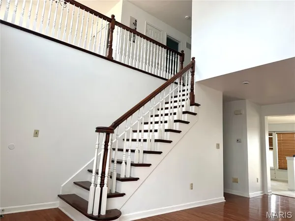 $296,900 | 3560 Pearson Pointe Court, Mehlville, MO 63129