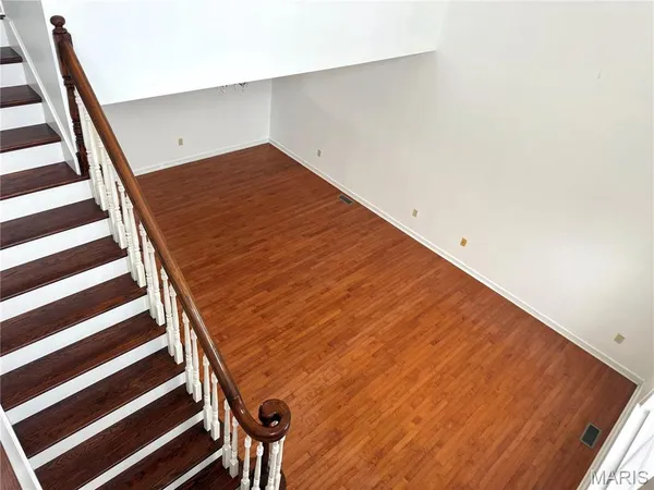 $296,900 | 3560 Pearson Pointe Court, Mehlville, MO 63129