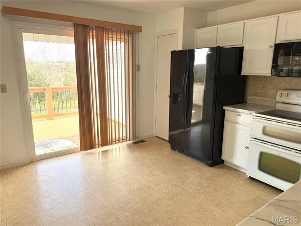 $296,900 | 3560 Pearson Pointe Court, Mehlville, MO 63129