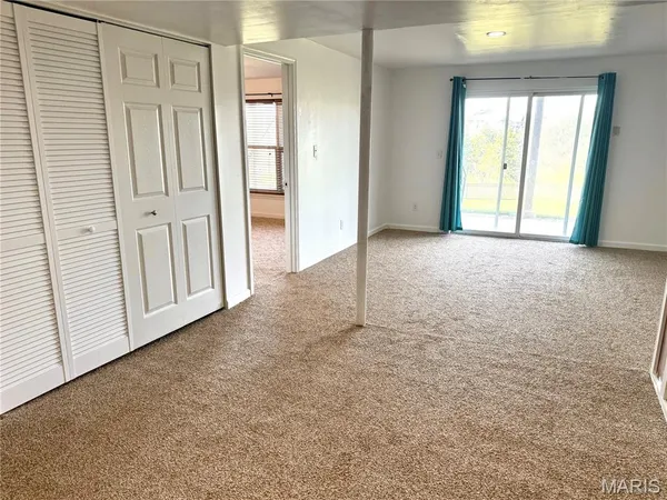 $296,900 | 3560 Pearson Pointe Court, Mehlville, MO 63129