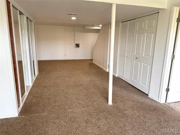 $296,900 | 3560 Pearson Pointe Court, Mehlville, MO 63129