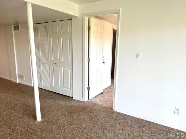 $296,900 | 3560 Pearson Pointe Court, Mehlville, MO 63129