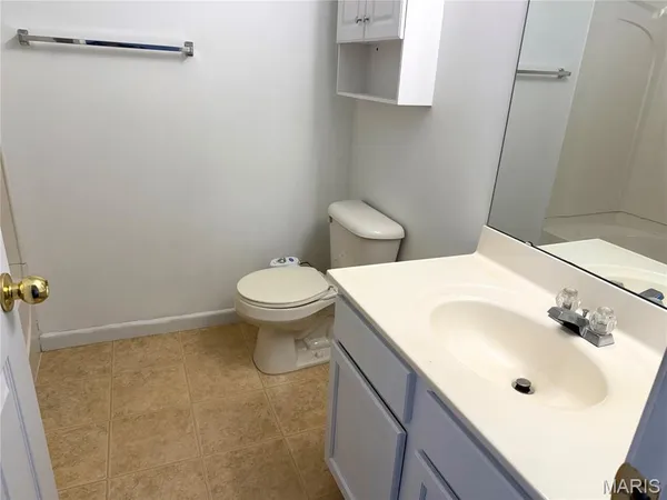 $296,900 | 3560 Pearson Pointe Court, Mehlville, MO 63129