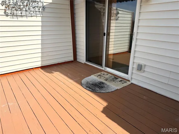 $296,900 | 3560 Pearson Pointe Court, Mehlville, MO 63129