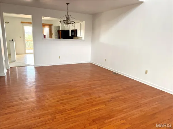 $296,900 | 3560 Pearson Pointe Court, Mehlville, MO 63129