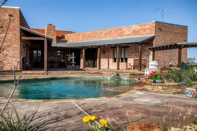 $3,200,000 | 20383 State Highway 159 West, New Ulm, TX 78950