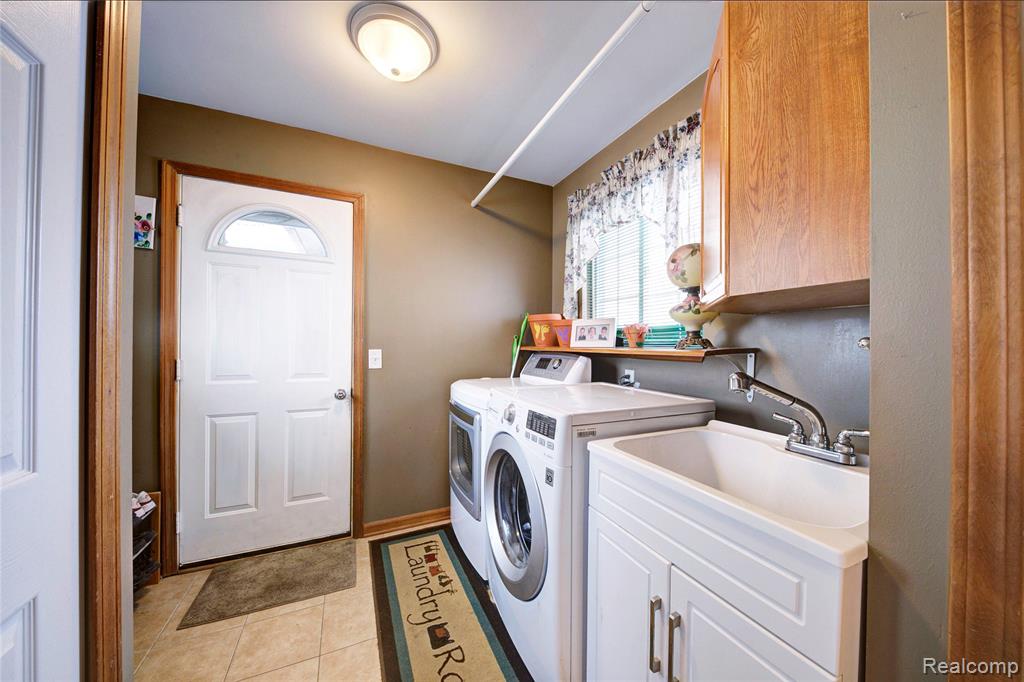 2168 Lake George Road Leonard, MI 48367 - Photo 21 of 54