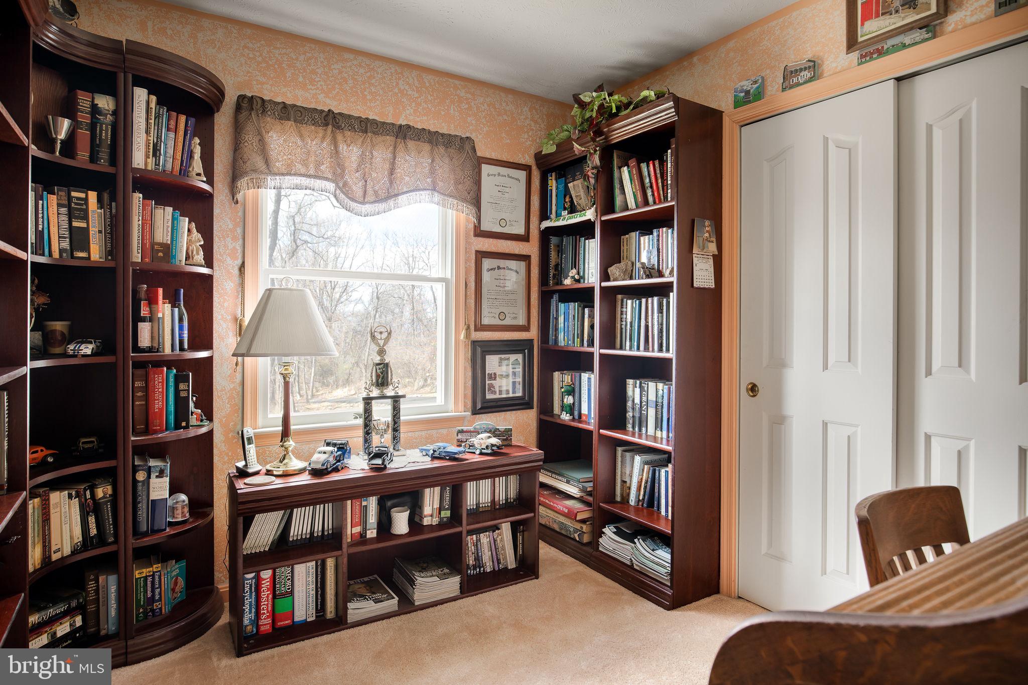 552 Bragg Drive Front Royal, VA 22630 - Photo 19 of 34 2nd Bedroom