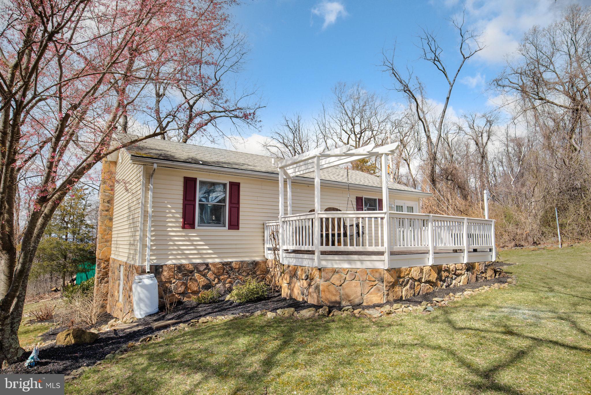 552 Bragg Drive Front Royal, VA 22630 - Photo 5 of 34