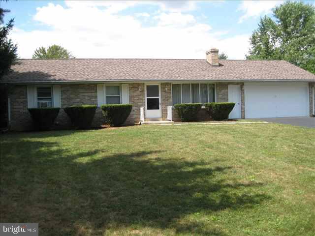 4 East Hunter Road Carlisle, PA 17015 - Photo 1 of 5 Gallery Image 1