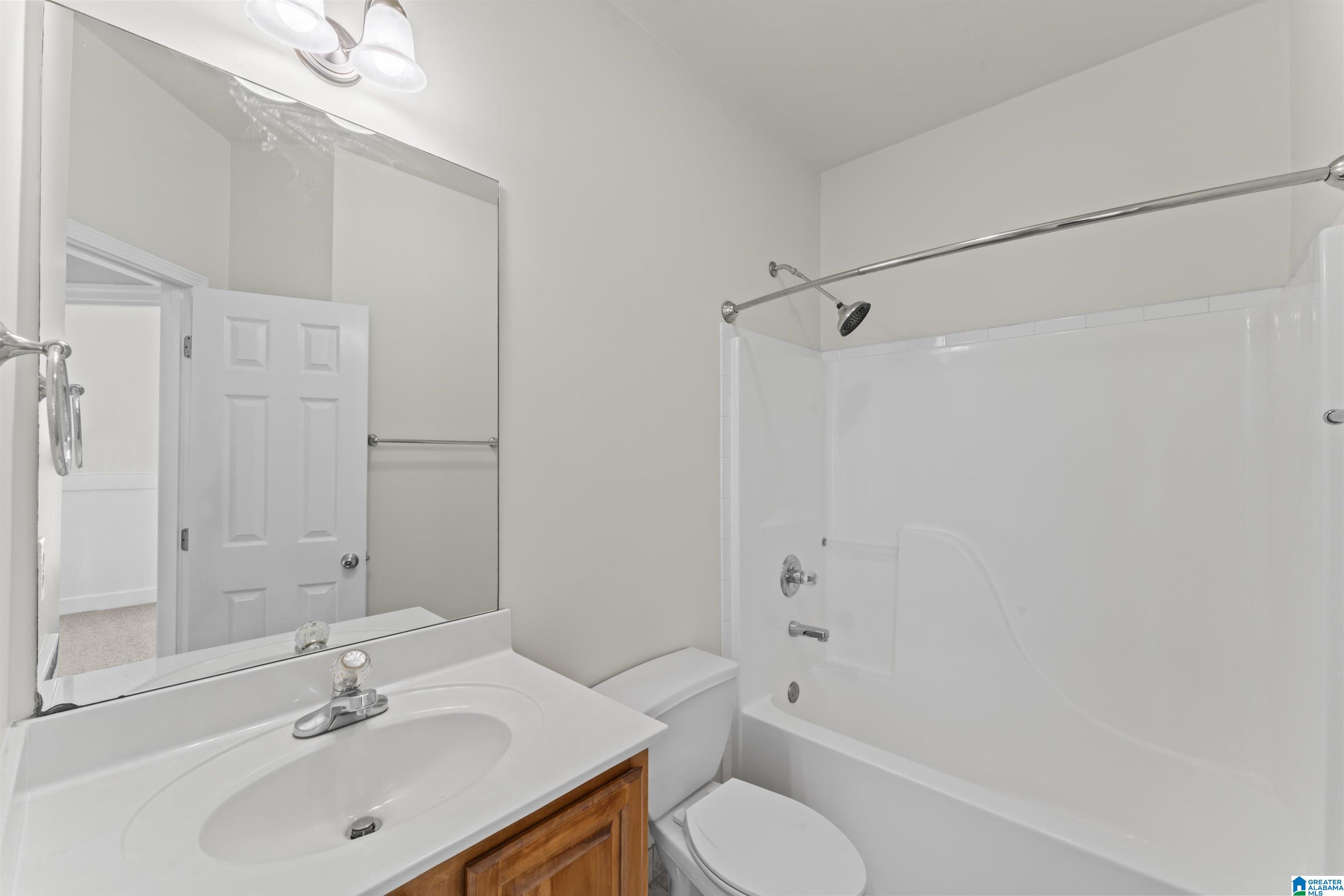 172 Cove Lane Pelham, AL 35124 - Photo 40 of 48
