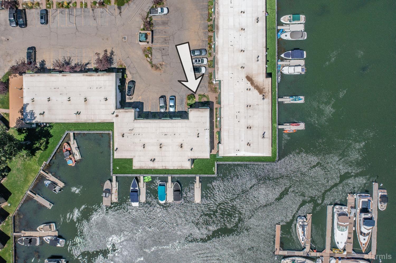 439 Ala Wai Boulevard, Unit 121 South Lake Tahoe, CA 96150 - Photo 34 of 35 an aerial view of residential houses with outdoor space