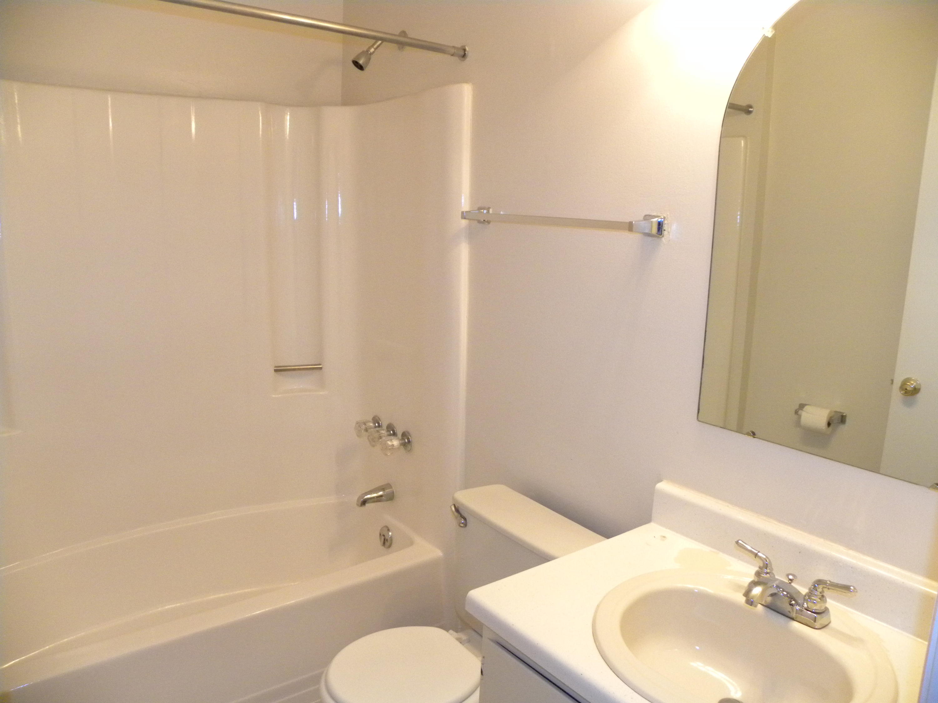 811 B Temple Road Ladson, SC 29456 - Photo 12 of 16 11DSCN1295