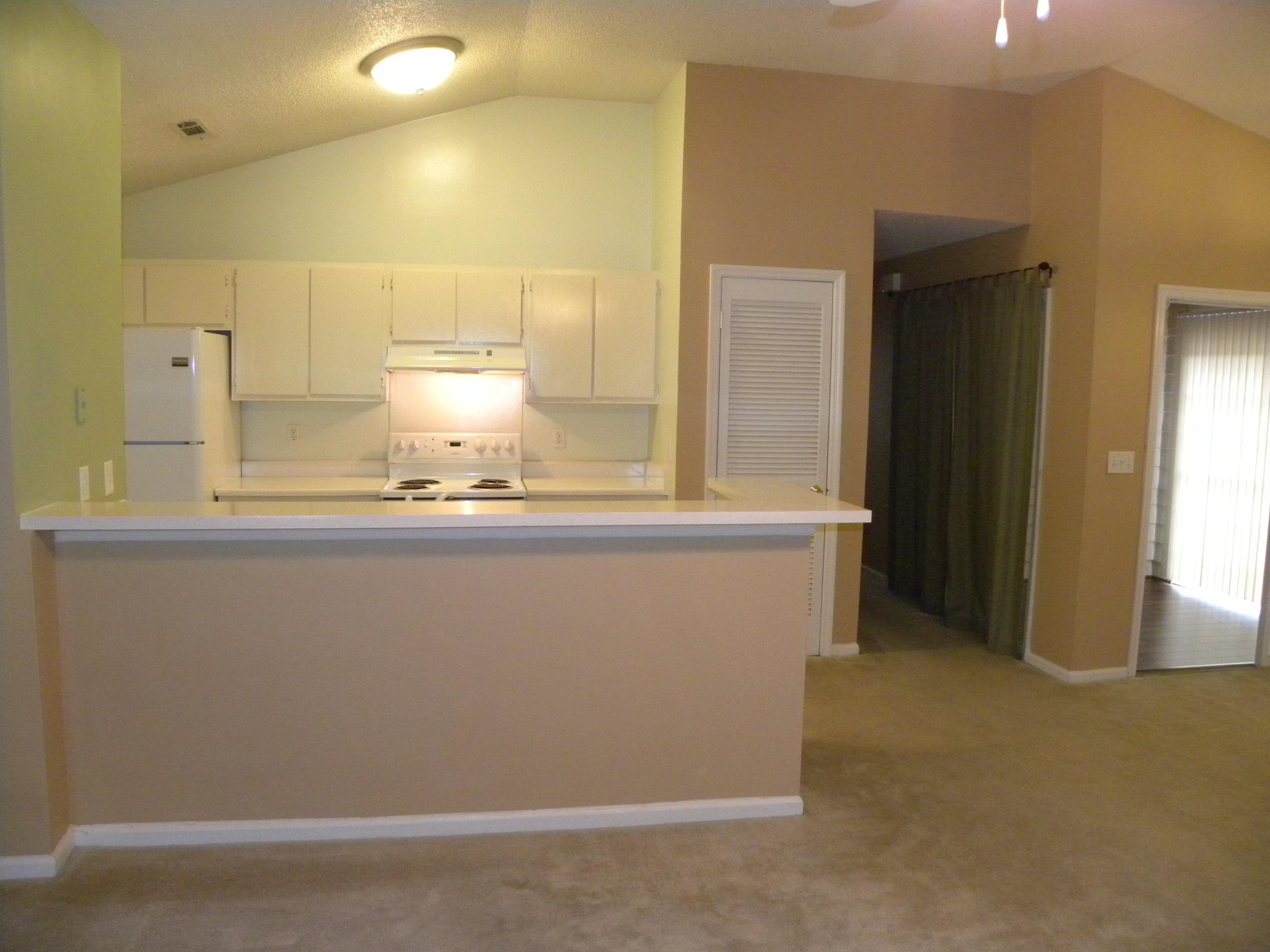 811 B Temple Road Ladson, SC 29456 - Photo 5 of 16 4DSCN1306