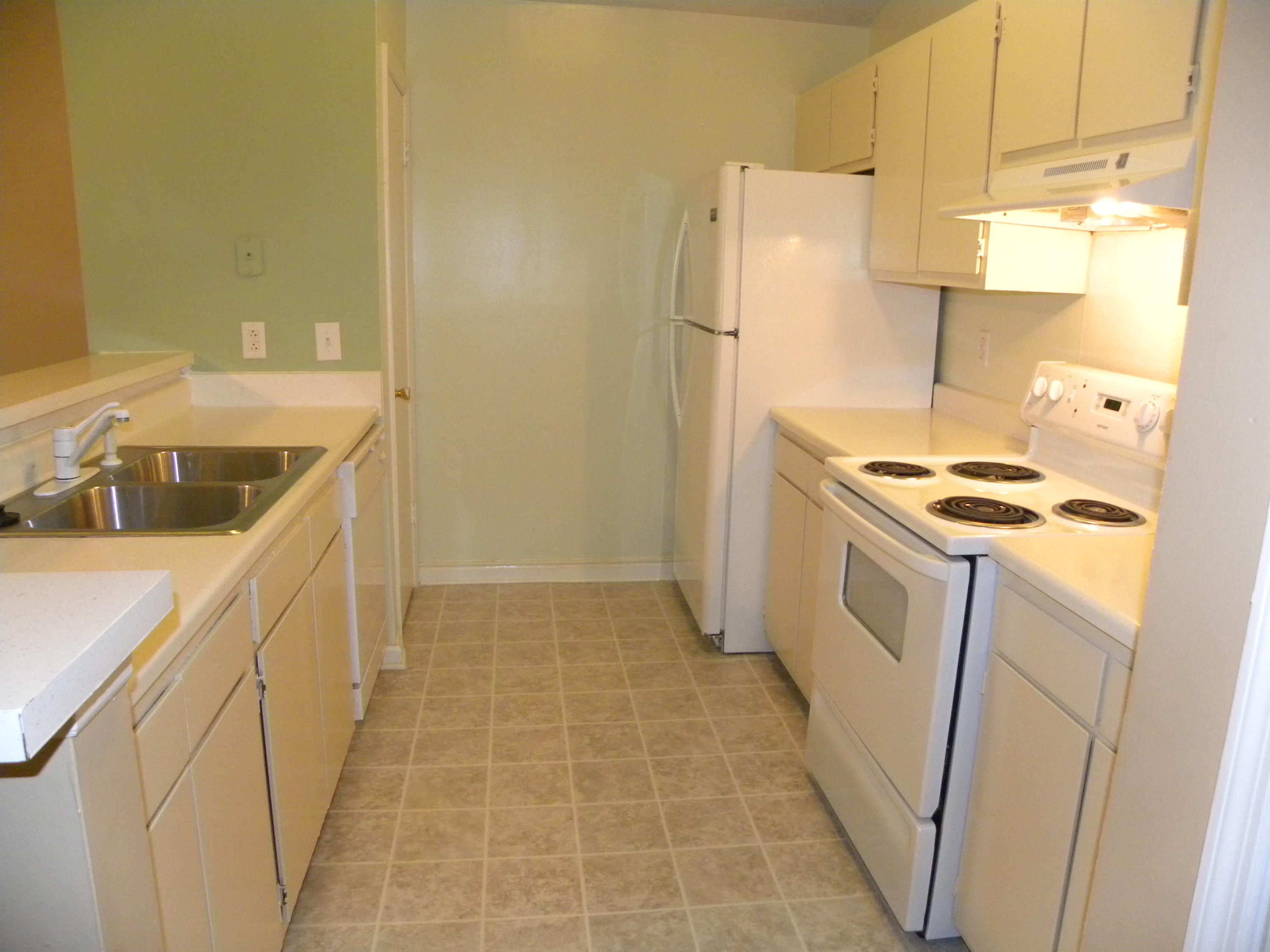 811 B Temple Road Ladson, SC 29456 - Photo 7 of 16 6DSCN1304