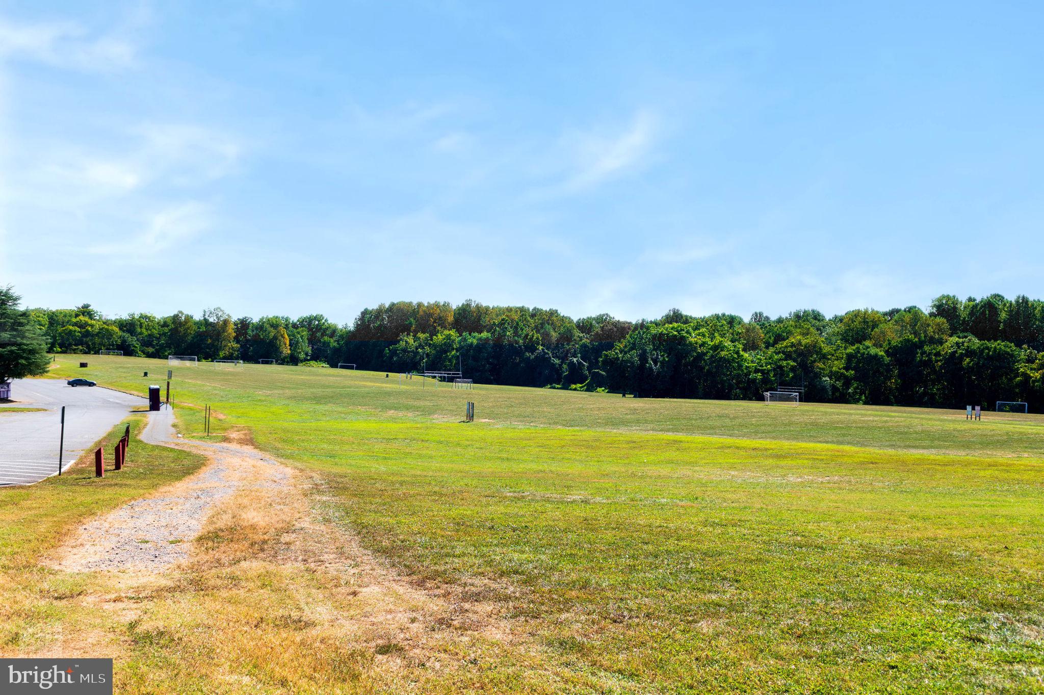 1443 Northgate Square, Unit 22B Reston, VA 20190 - Photo 31 of 42 a view of an ocean and beach