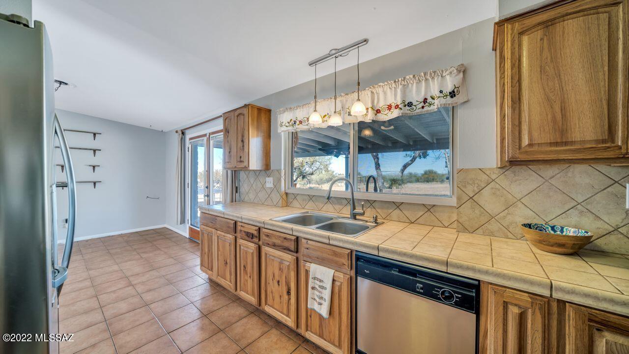 16062 West Ridgemoor Avenue Tucson, AZ 85736 - Photo 10 of 24 Gallery Image 10