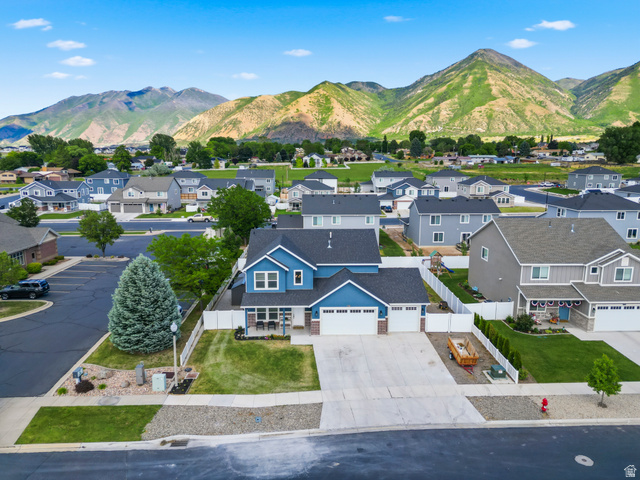 244 North 200 East Salem, UT 84653 - Photo 4 of 42