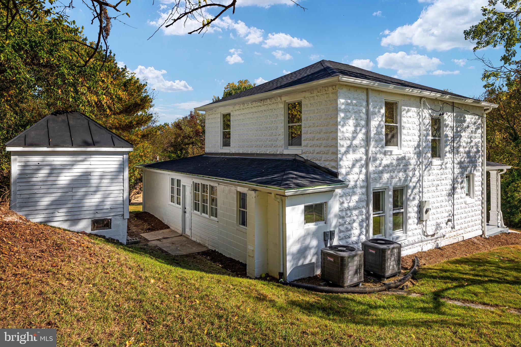 224 Burnt Factory Road Stephenson, VA 22656 - Photo 25 of 40 Gallery Image 25