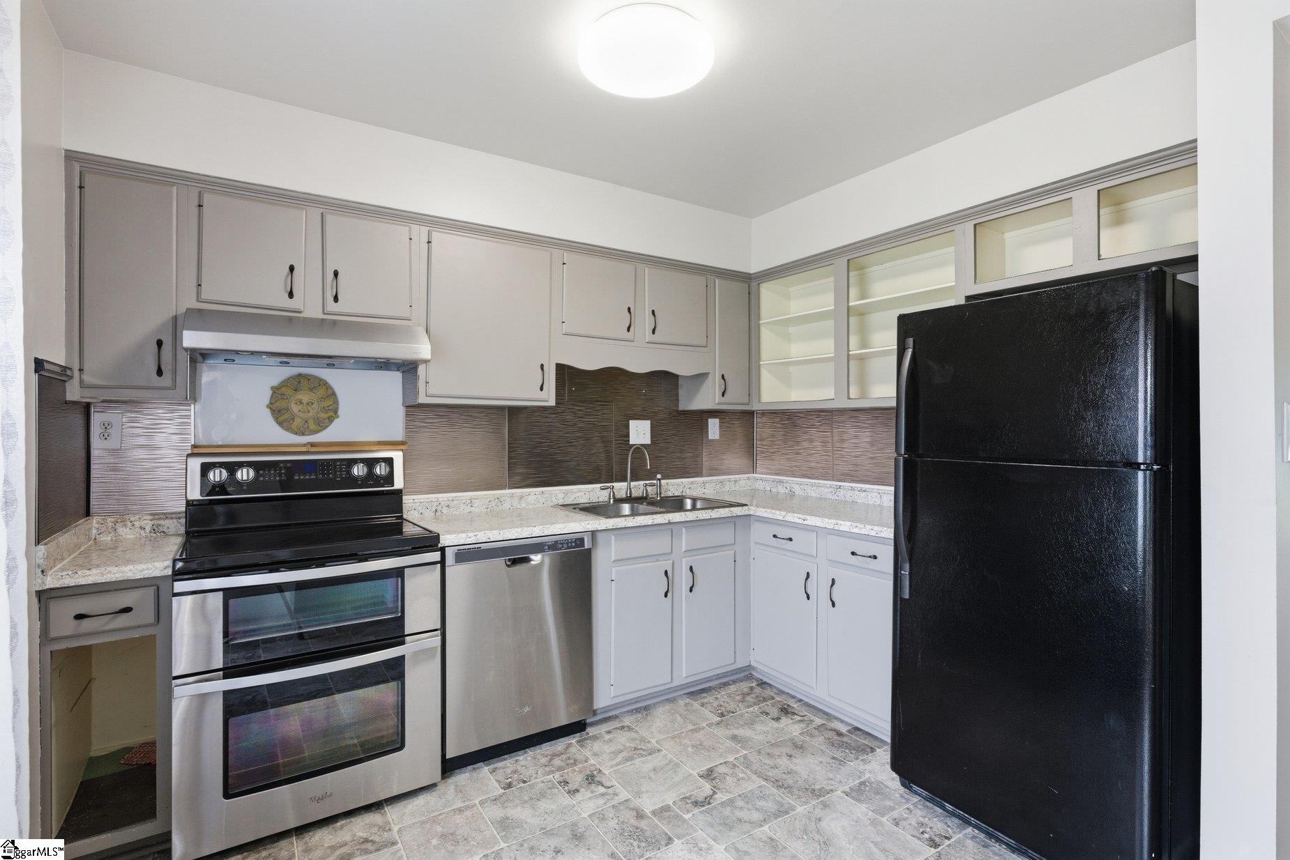 1462 Dover Road, Unit A Spartanburg, SC 29301 - Photo 10 of 28 Gallery Image 10