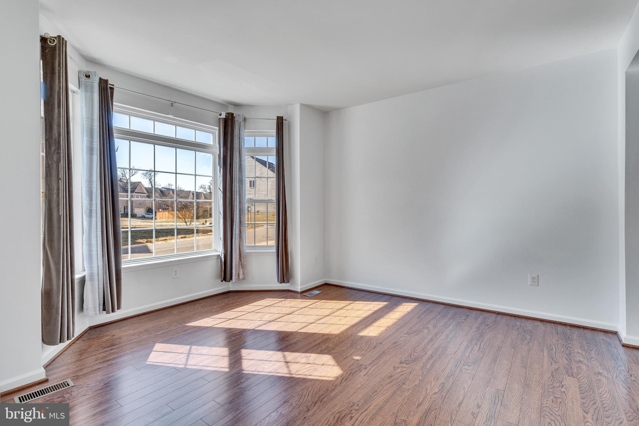 26 Rivers Edge Terrace Indian Head, MD 20640 - Photo 3 of 50 Gallery Image 3