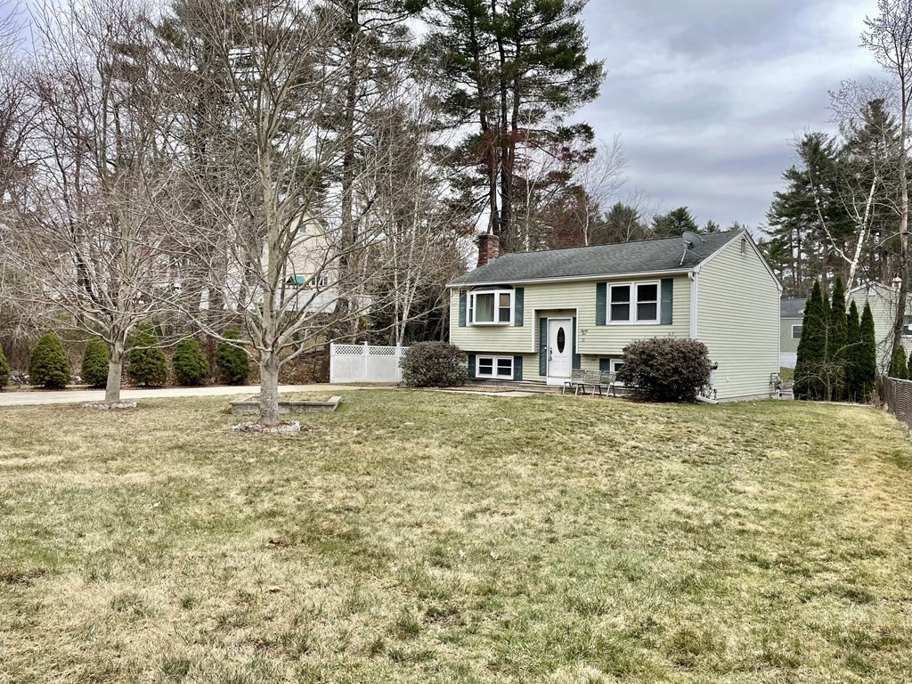 25 Charant Road Lowell, MA 01854 - Photo 5 of 27 Gallery Image 5