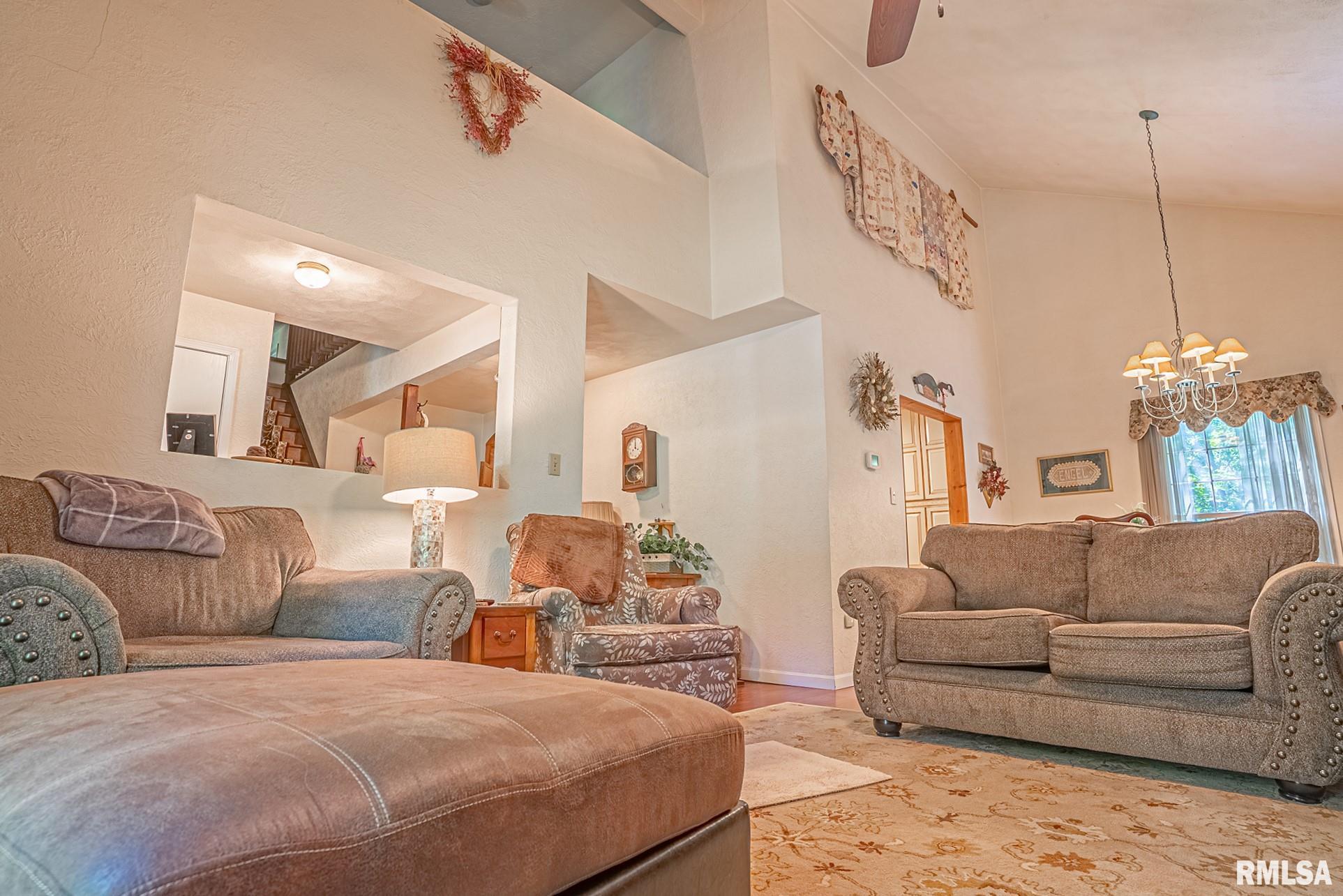 3278 Townhouse Road Salem, IL 62881 - Photo 9 of 35