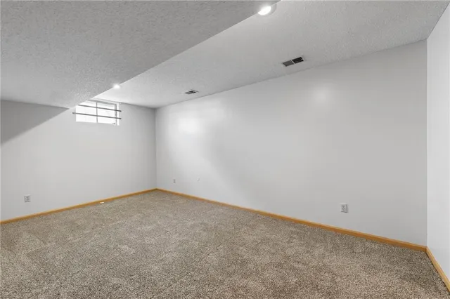 $295,000 | 725 Northeast Lyon Drive, Lee's Summit, MO 64086