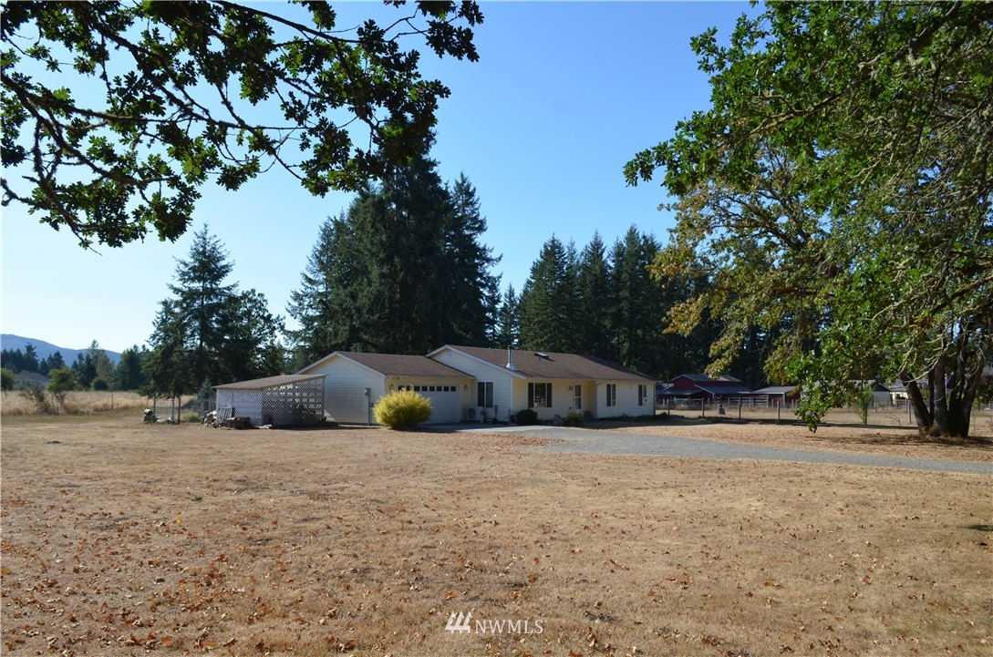13510 Military Road Southeast Rainier, WA 98576 - Photo 2 of 19 Gallery Image 2