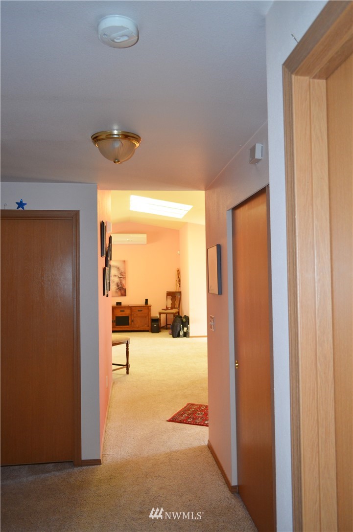 13510 Military Road Southeast Rainier, WA 98576 - Photo 17 of 19 Gallery Image 17