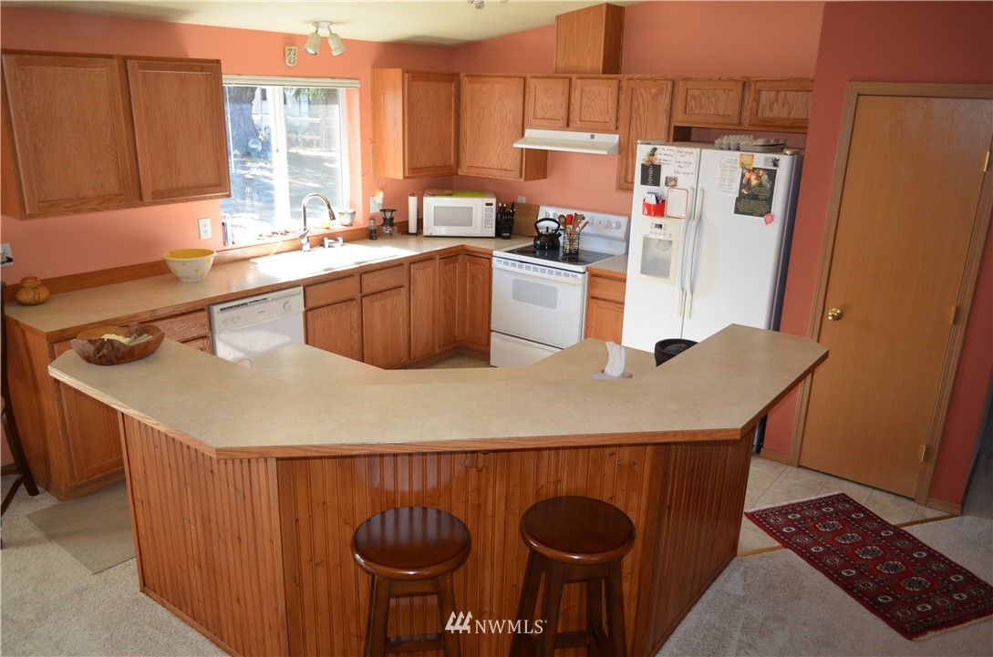 13510 Military Road Southeast Rainier, WA 98576 - Photo 10 of 19 Gallery Image 10