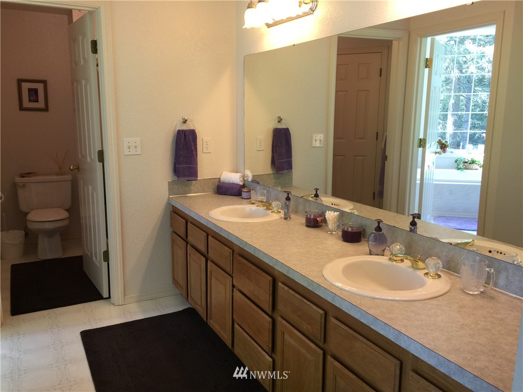 4740 Shellridge Road Northwest Olympia, WA 98502 - Photo 16 of 25 Gallery Image 16