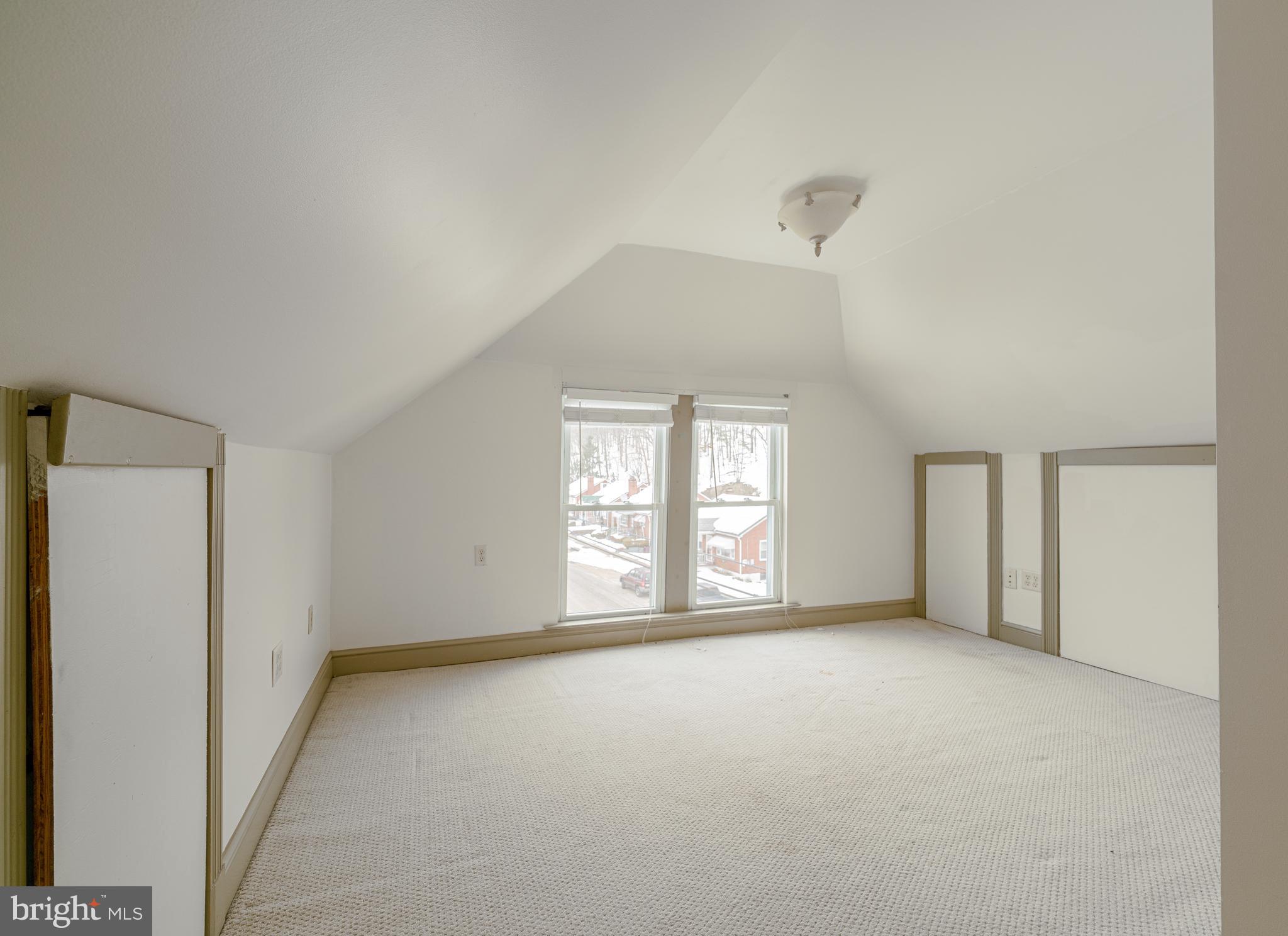 501 Warren Street Cumberland, MD 21502 - Photo 55 of 72 Fifth Bedroom