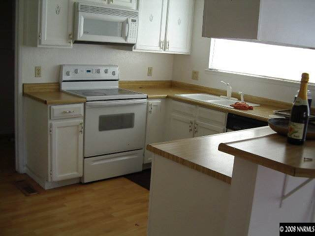 4355 Snowshoe Lane Reno, NV 89502 - Photo 4 of 4 Photo 4