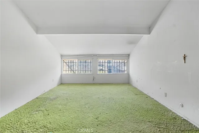 $199,000 | 933 Acosta Plaza, Unit 35, Salinas, CA 93905