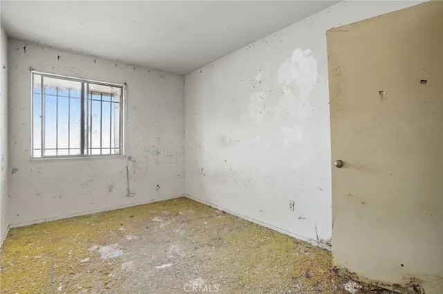 $199,000 | 933 Acosta Plaza, Unit 35, Salinas, CA 93905