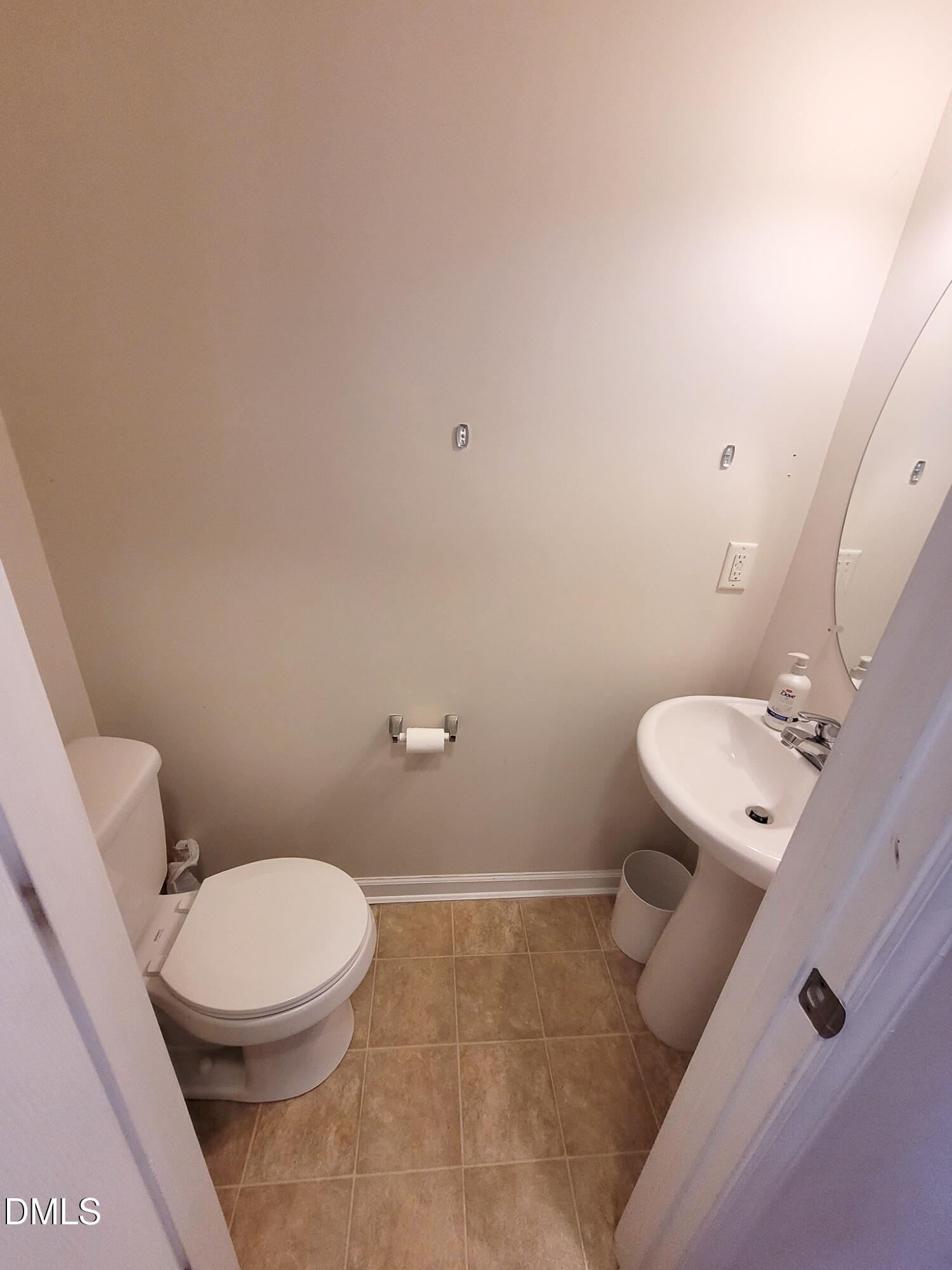 11721 Coppergate Drive, Unit 106 Raleigh, NC 27614 - Photo 4 of 39 20220309_120216