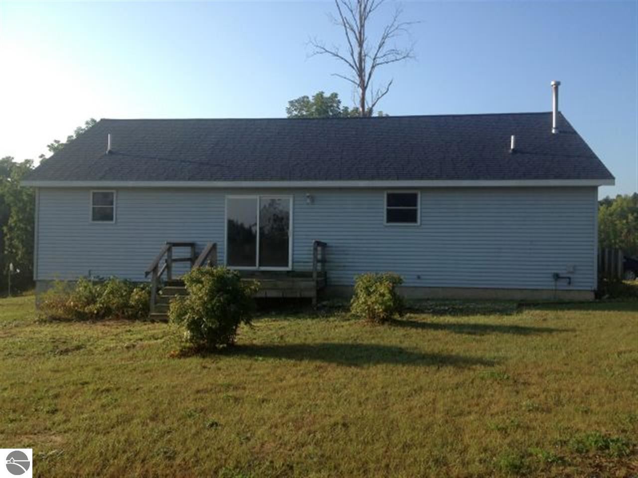 3640 West 18 1/2 Road Mesick, MI 49668 - Photo 3 of 18 1776284-2.JPG