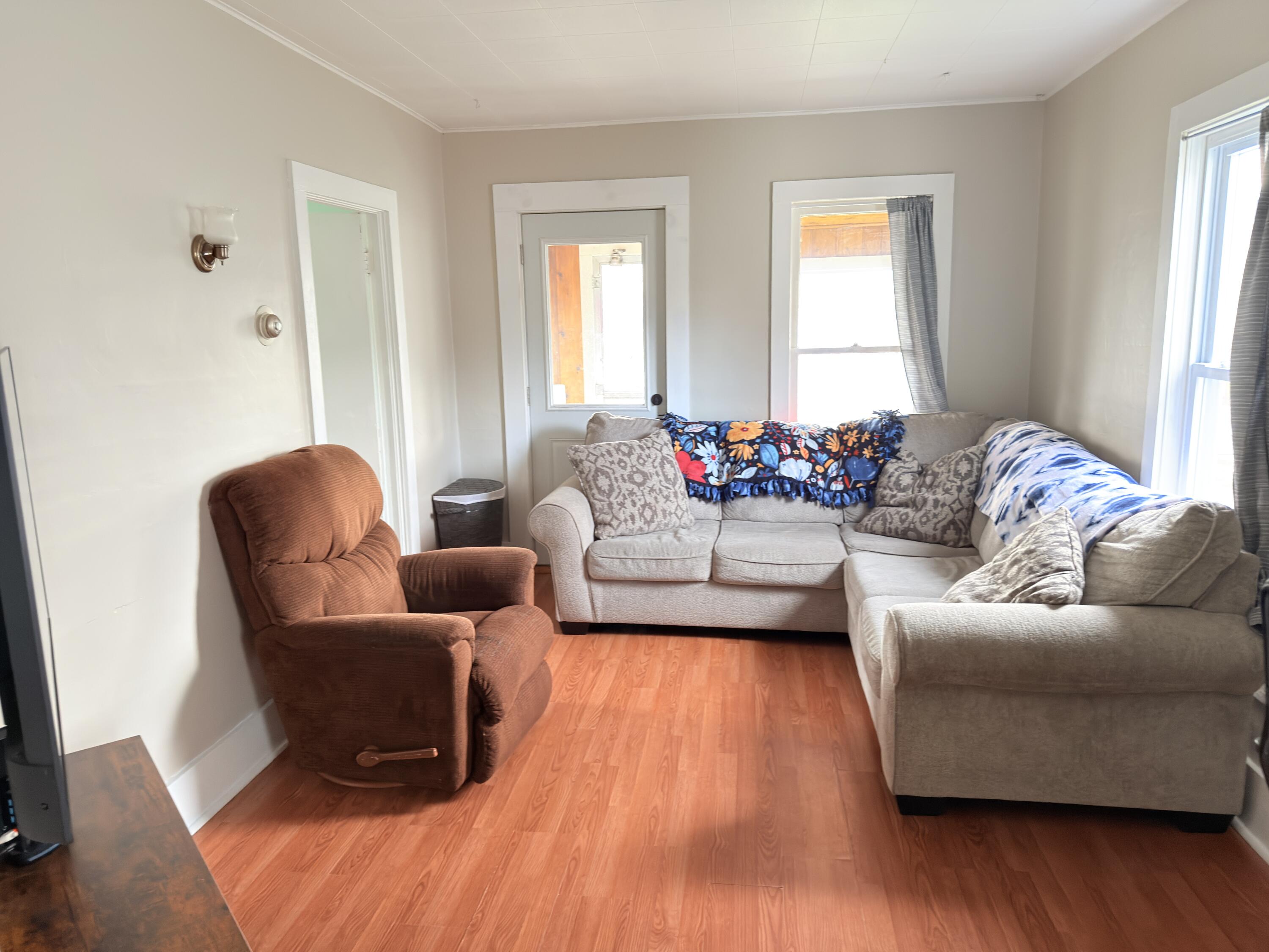136 West 5th Avenue Reed City, MI 49677 - Photo 6 of 19 IMG_1966