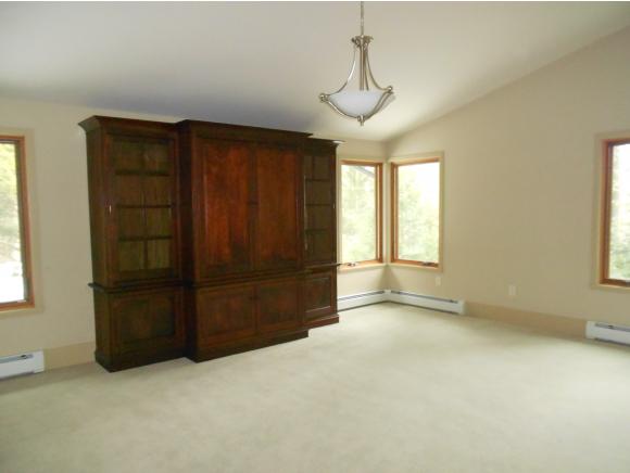 648 Morgan Road Hartford, VT 05059 - Photo 19 of 31 Gallery Image 19