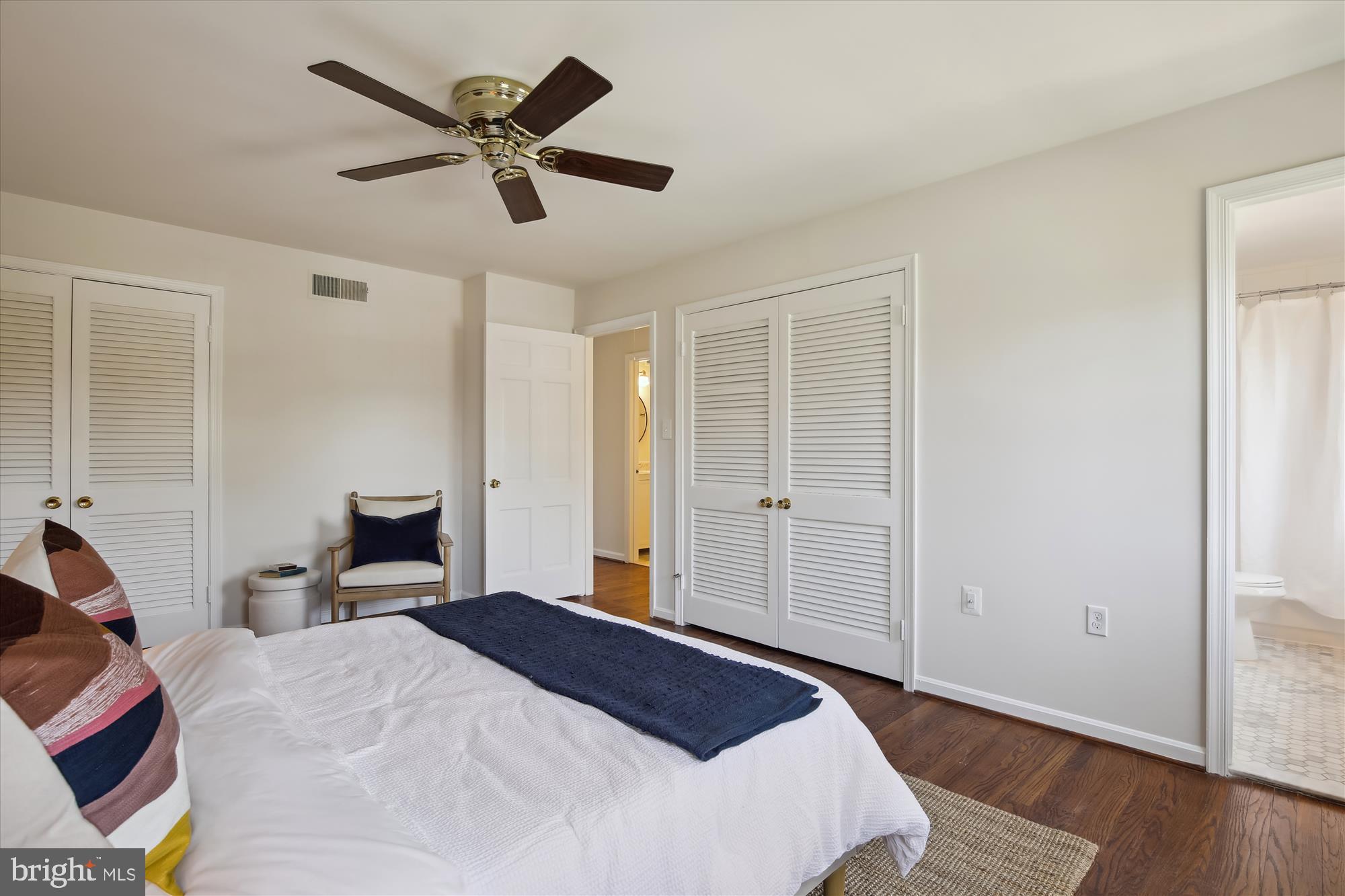 6340 Golf Course Square Alexandria, VA 22307 - Photo 18 of 58 Contains a private en-suite bath!