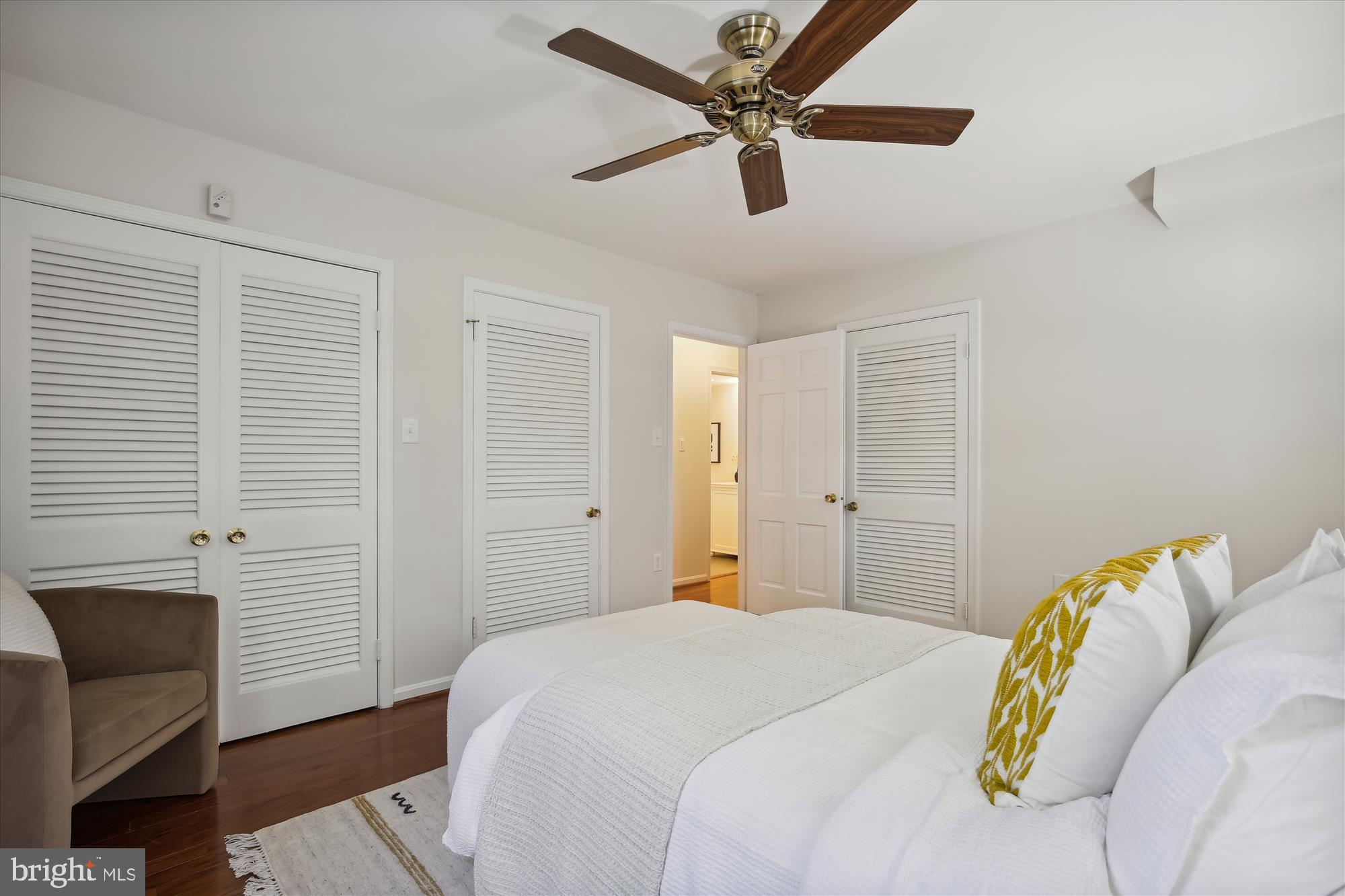 6340 Golf Course Square Alexandria, VA 22307 - Photo 32 of 58 Perfect spot of privacy for visiting guests!