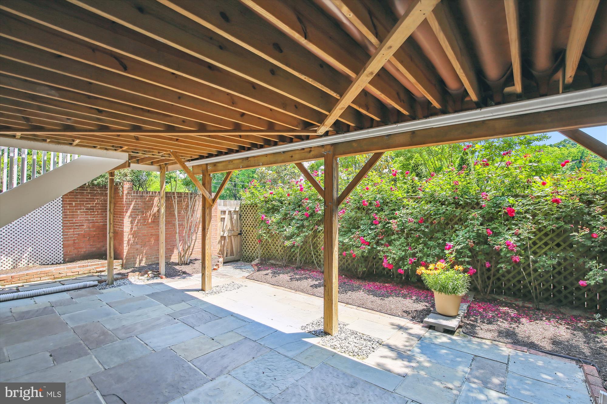 6340 Golf Course Square Alexandria, VA 22307 - Photo 37 of 58 Plenty of shade for ultimate relaxation
